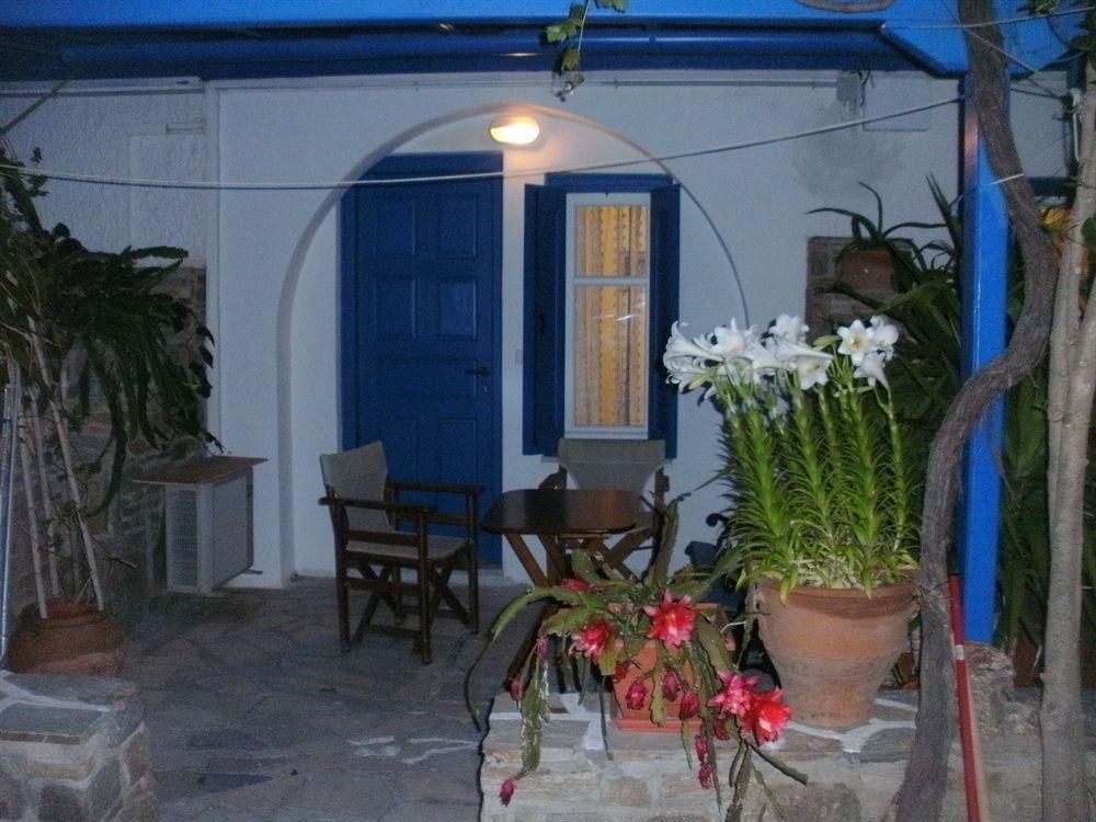 Studios Diogenis Naxos City Extérieur photo