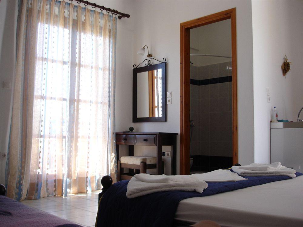 Studios Diogenis Naxos City Extérieur photo